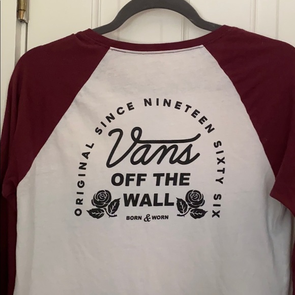 Cute, maroon Vans baseball t-shirt - Picture 3 of 5